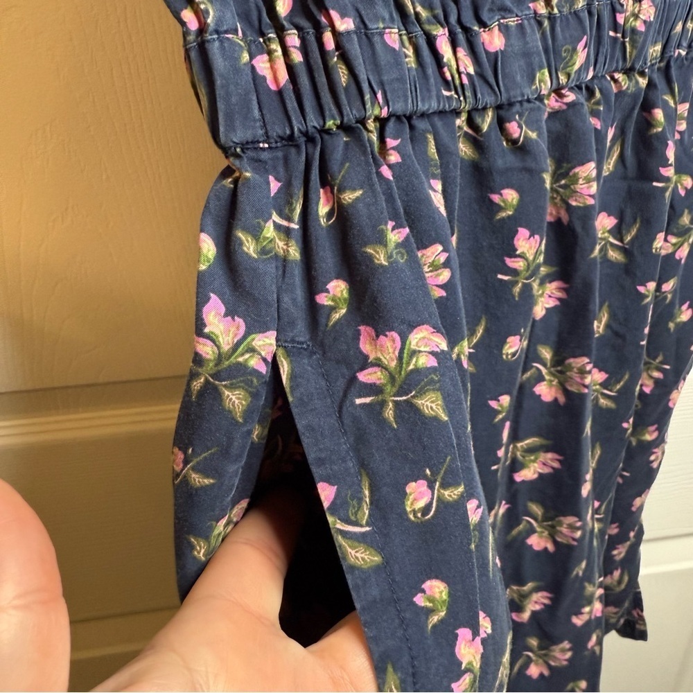 Patagonia W's June Lake Dress Navy with Pink Floral Pattern Size XS GUC - Picture 4 of 8